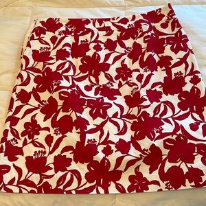 Ann Taylor Red Floral Print Skirt Sz 8